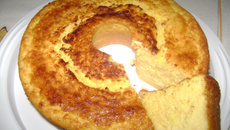 Bolo de milho com leite condensado amor perfeito