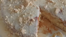 Bolo de limão com iogurte