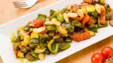 Salada de legumes salteados (Coreana)