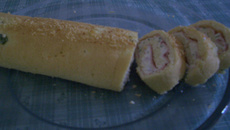 Rocambole de presunto e ricota