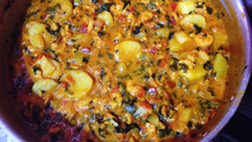 Moqueca de camarão com batata