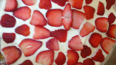 Torta de morango com chocolate branco