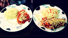 Peito de frango ao sugo com molho Heinz na frigideira