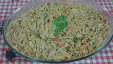 Macarronada de frango simples