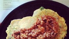 Mini-panqueca de abobrinha