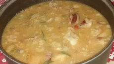 Feijoada de feijão branco