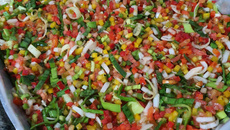 Antepasto de pimentão e alho-poró