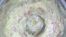 Bolo de fubá com queijo