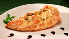 Frango ao reino com amêndoas