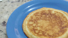 Crepioca – pão de queijo de frigideira