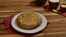 Pão de queijo gigante de frigideira