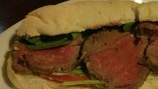 Sanduíche de rosbife