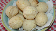 Pão de queijo facílimo