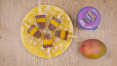 Picolé de açaí com manga