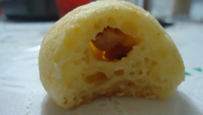 Pão de queijo recheado