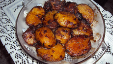 Batata cozida ao molho shoyu