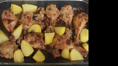 Frango com creme de cebola