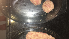 Hambúrguer de calabresa