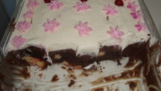 Floresta negra de travessa