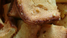 Bolo cremoso de liquidificador