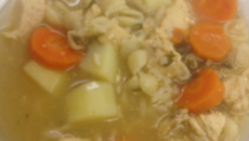 Sopa de frango com sopão maggi