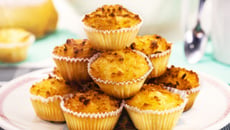Queijadinha de coco tradicional simples de fazer no liquidificador