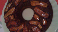 Bolo de banana caramelado