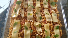 Fusilli integral ao molho de biomassa, ricota fresca e iogurte da Leila C.