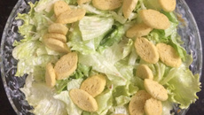Salada Caesar simples