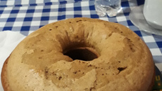 Bolo de café e canela