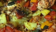 Frango assado com batatas