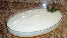 Torta cremosa de abacaxi
