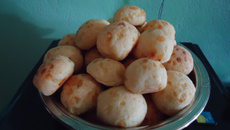 Pão de queijo temperado