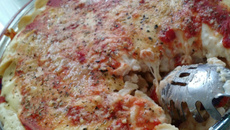 Capeletti gratinado com batata e queijo