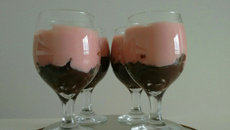 Creme de chocolate e morango