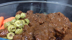 Capa de filé na panela de pressão