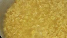 Sopa de miojo