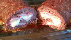 Rocambole de carne moída fácil