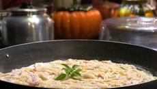 Macarrão ao molho branco