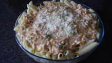 Macarrão com molho de frango cremoso