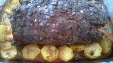 Rocambole de Carne Moída