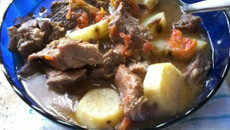 Cozido de carne com batata doce