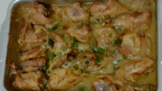 Frango assado com creme de cebola e maionese