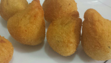 Coxinha de massa fácil