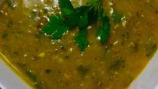 Sopa de capim e canela