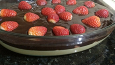 Delícia de morango com creme de ganache