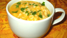 Caldo de abóbora com massinha