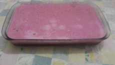 Merengue de abacaxi com maria-mole