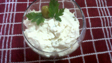 Pasta de Ricota com cebola e azeitona