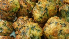 Bolinho de espinafre